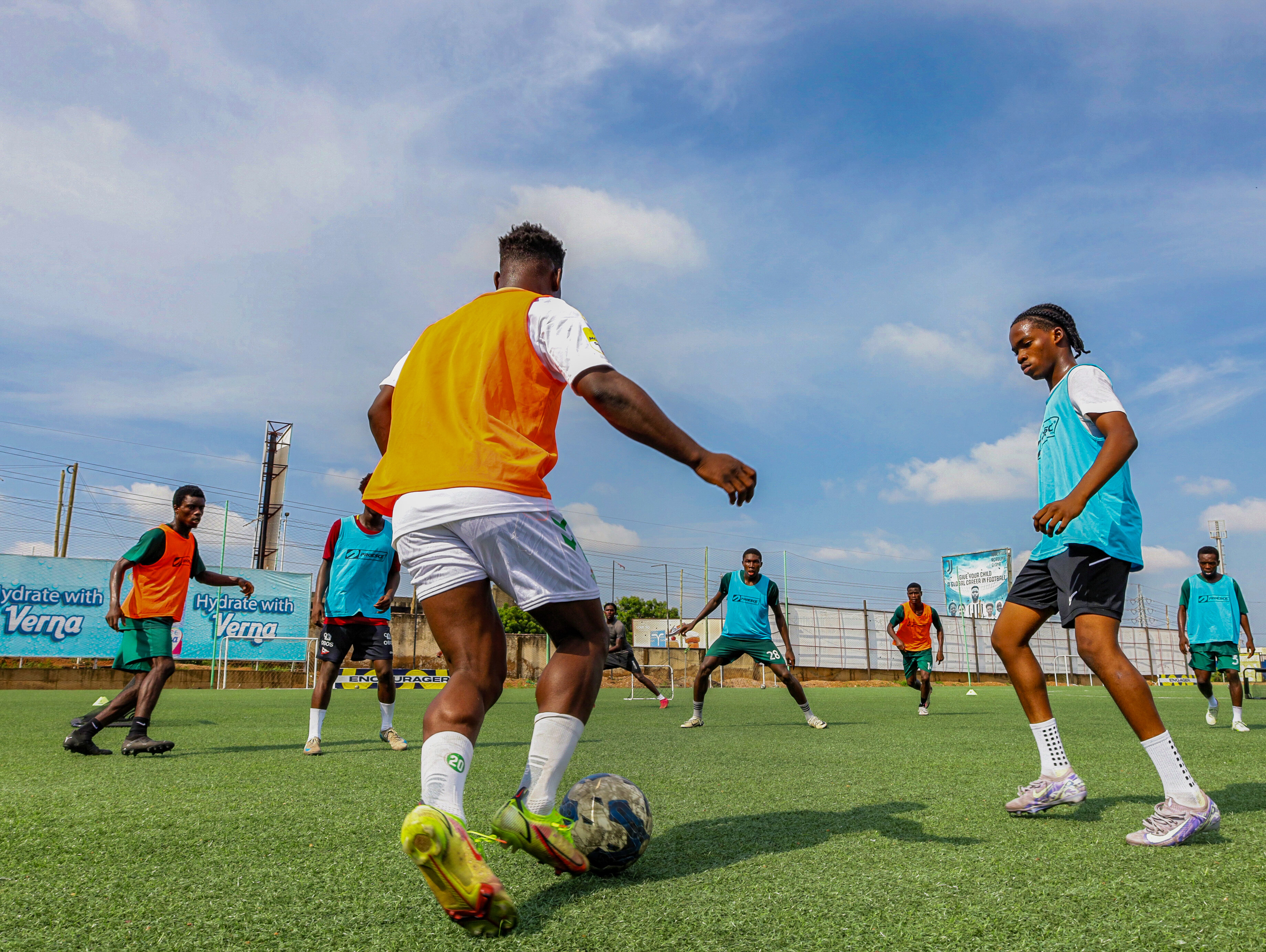 SOCCER - Image 9